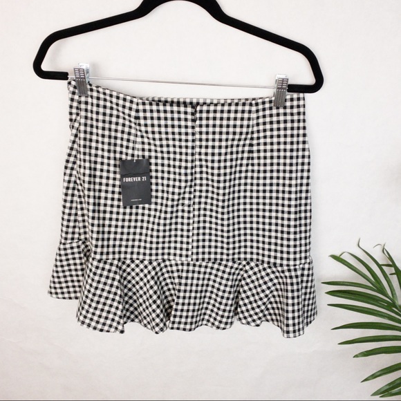 Foever 21 Check Plaid Gingham Mini Ruffle Skirt - Picture 2 of 4